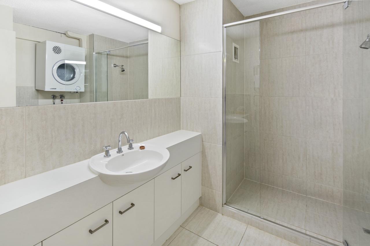 Cheltenham Apartments Калаундра Екстер'єр фото